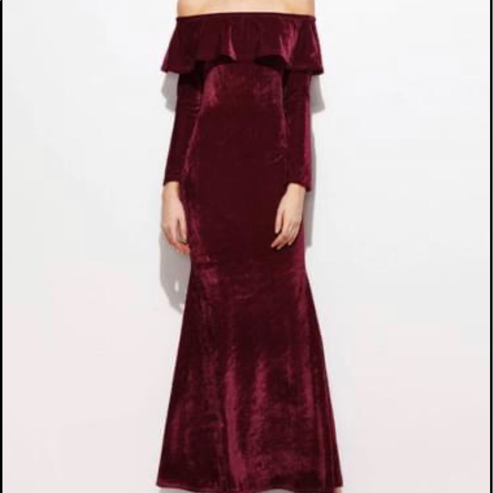 Velvet dress only worn once. Size M